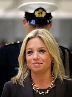 Jeanine Hennis-plasschaert