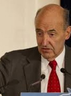 Miquel Roca I Junyent