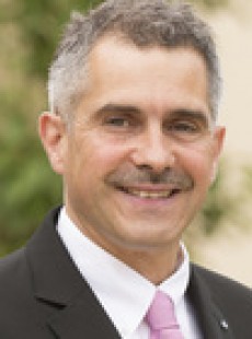 Bernhard Knörzer