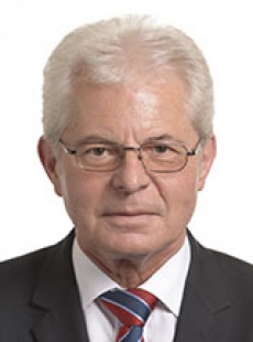 Heinz K. Becker